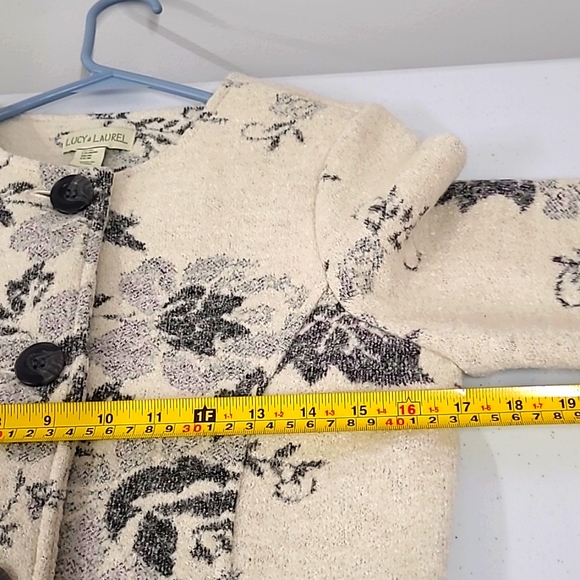 Super cute Anthropology Lucy & Laurel wool blend coat size M. - Picture 4 of 7